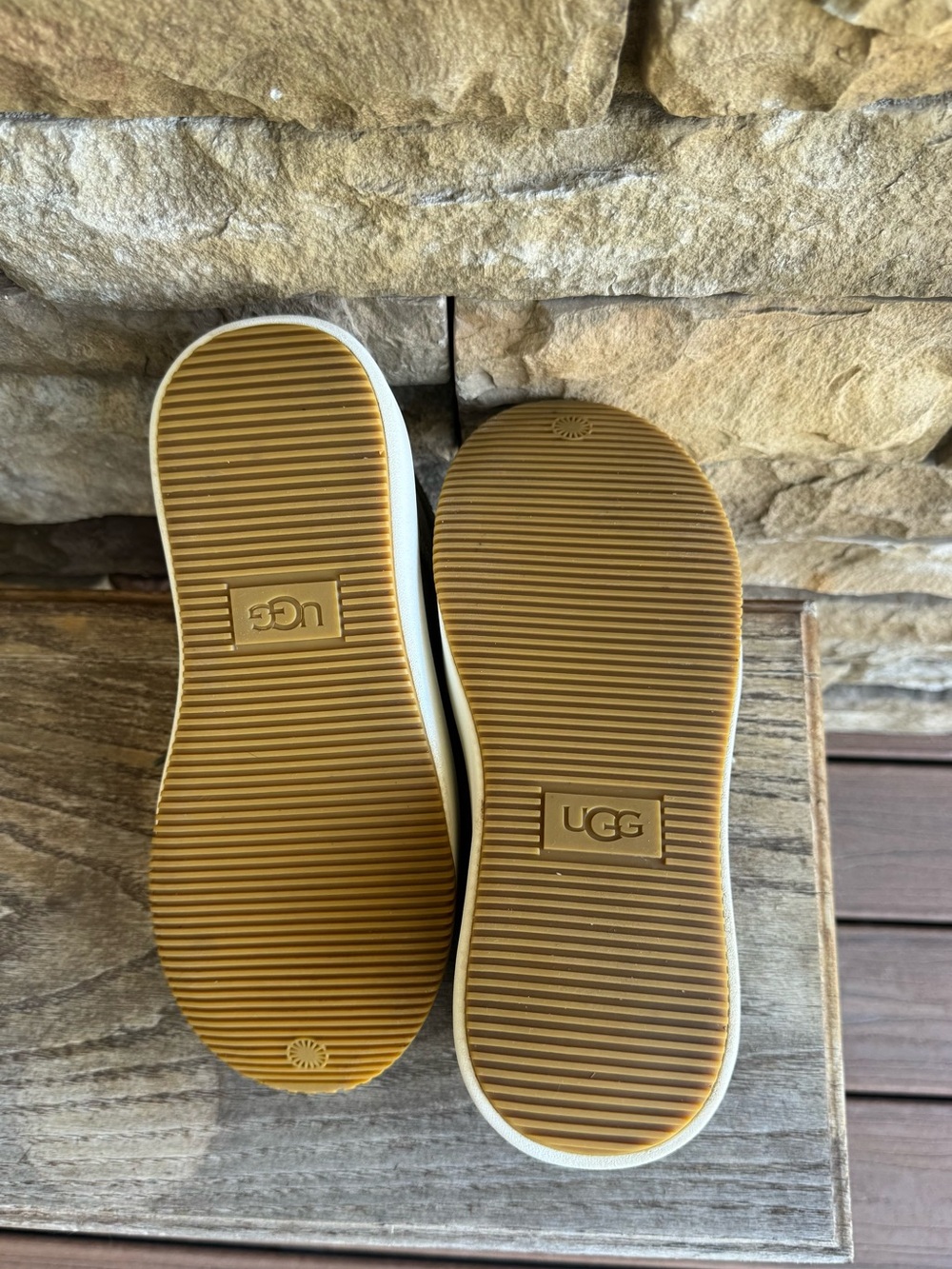 Ugg Ez-Duzzit size 8.5 - Picture 3 of 3